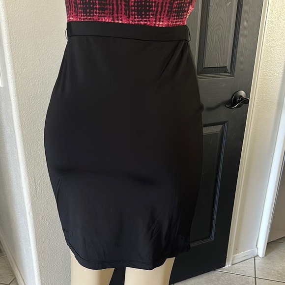 Bebe One-Shoulder Red and Black Dress - Picture 6 of 7